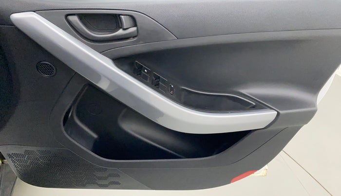 2021 Tata NEXON XM PETROL, Petrol, Manual, 16,649 km, Driver Side Door Panels Control