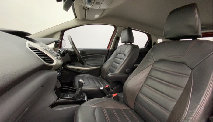 2015 Ford Ecosport TITANIUM 1.5L DIESEL (OPT), Diesel, Manual, 72,982 km, Right Side Front Door Cabin