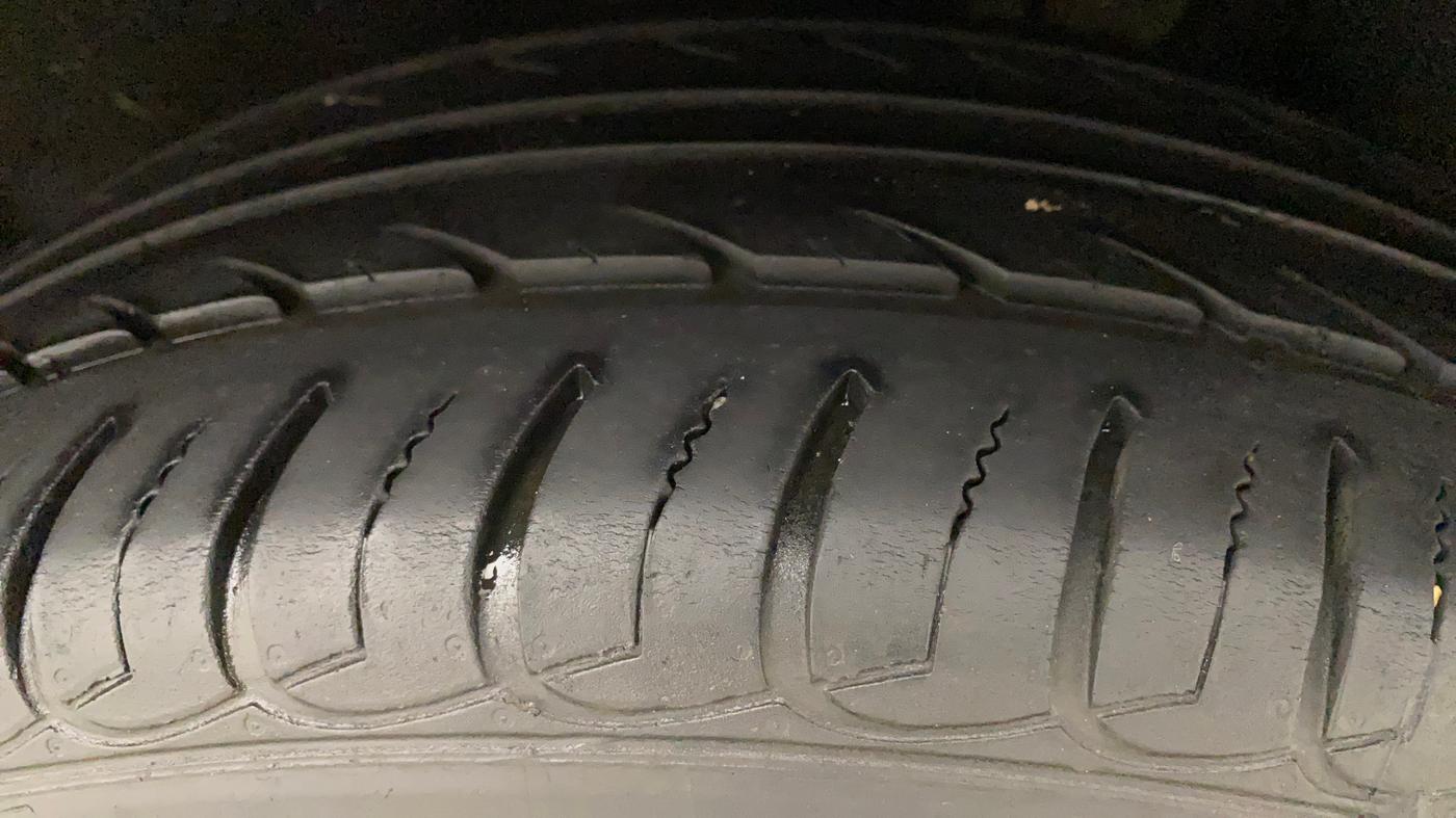 2015 Ford Ecosport TITANIUM 1.5L DIESEL (OPT), Diesel, Manual, 72,982 km, Left Rear Tyre Tread