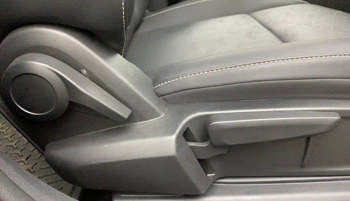 2023 Tata ALTROZ XZ PLUS I-TURBO PETROL, Petrol, Manual, 13,400 km, Driver Side Adjustment Panel