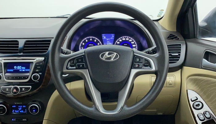 2015 Hyundai Verna FLUIDIC 4S 1.6 VTVT S(O), Petrol, Manual, 56,885 km, Steering Wheel Close Up