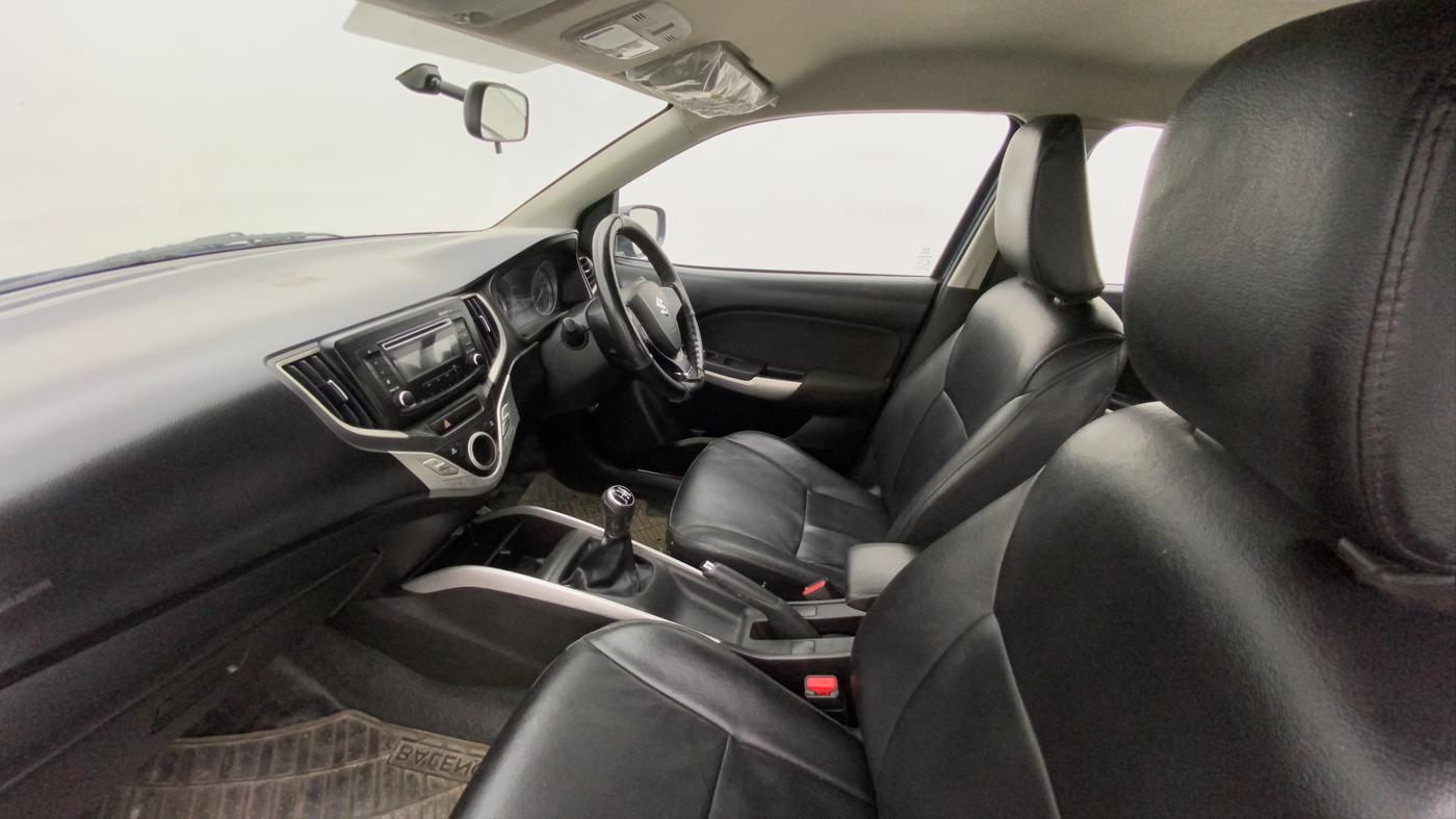2017 Maruti Baleno DELTA PETROL 1.2, Petrol, Manual, 94,723 km, Right Side Front Door Cabin