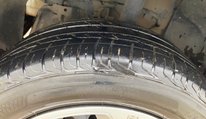 2022 Tata NEXON XM PETROL, Petrol, Manual, 56,901 km, Left Front Tyre Tread