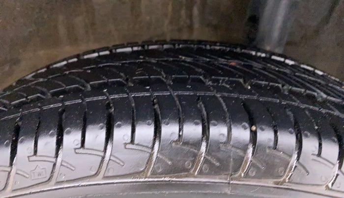2021 Maruti New Wagon-R VXI (O) 1.2L, Petrol, Manual, 3,937 km, Left Rear Tyre Tread