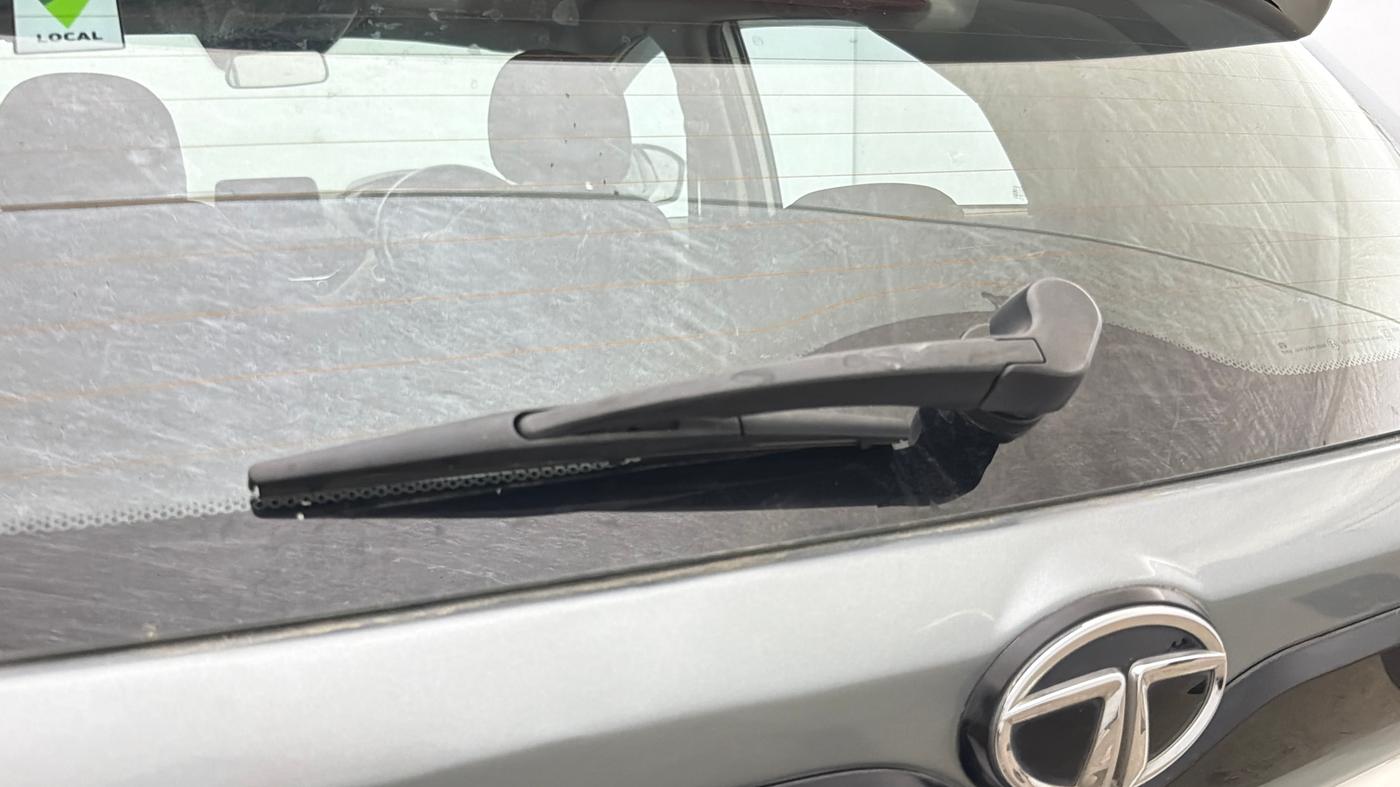 2021 Tata NEXON XZ PLUS PETROL SUNROOF, Petrol, Manual, 62,981 km, Rear Wiper