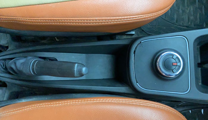 2020 Renault Kwid RXL 1.0 AMT, Petrol, Automatic, 30,145 km, Gear Lever