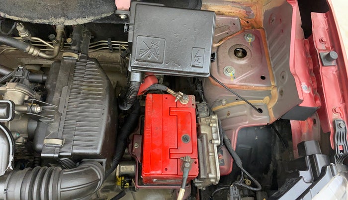 2020 Renault Kwid RXL 1.0 AMT, Petrol, Automatic, 30,145 km, Engine View - Left