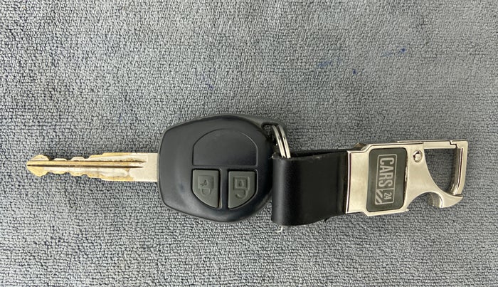 2017 Maruti Swift Dzire LDI BS IV, Diesel, Manual, 52,087 km, Key Close Up