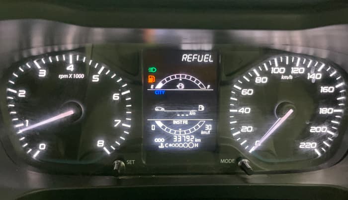 2023 Tata ALTROZ XT PETROL, Petrol, Manual, 33,744 km, Odometer Image