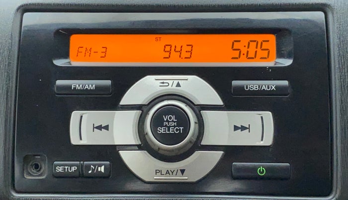 2014 Honda Brio S MT, Petrol, Manual, 92,066 km, Infotainment System