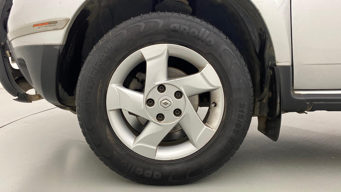 2013 Renault Duster RXL PLUS DIESEL 85, Diesel, Manual, 97,719 km, Left Front Wheel