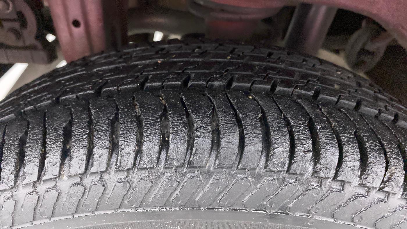 2014 Maruti Alto K10 VXI, Petrol, Manual, 26,536 km, Right Rear Tyre Tread