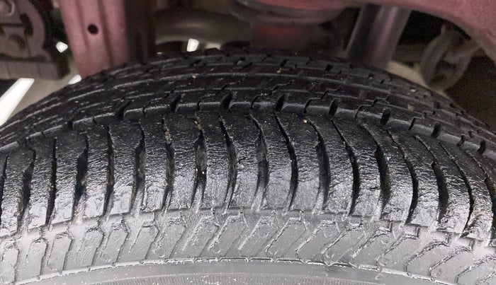 2014 Maruti Alto K10 VXI, Petrol, Manual, 26,536 km, Right Rear Tyre Tread