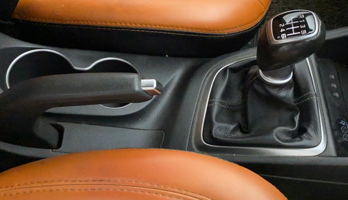 2020 Hyundai Verna SX 1.5 CRDI, Diesel, Manual, 47,102 km, Gear Lever