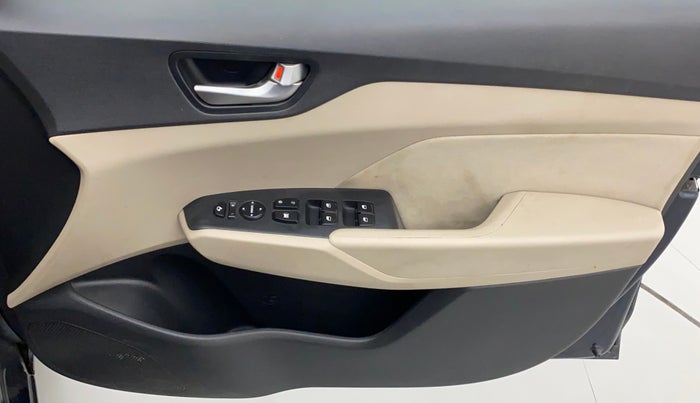 2020 Hyundai Verna SX 1.5 CRDI, Diesel, Manual, 47,102 km, Driver Side Door Panels Control