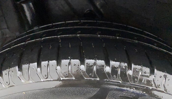 2020 Hyundai Verna SX 1.5 CRDI, Diesel, Manual, 47,102 km, Right Rear Tyre Tread