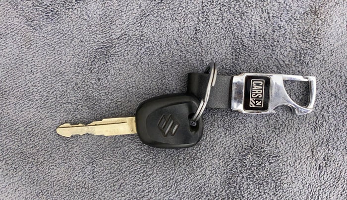 2019 Maruti New Wagon-R LXI CNG 1.0, CNG, Manual, 1,02,225 km, Key Close Up