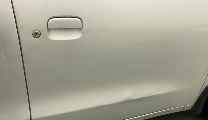 2019 Maruti New Wagon-R LXI CNG 1.0, CNG, Manual, 1,02,225 km, Driver-side door - Slightly dented