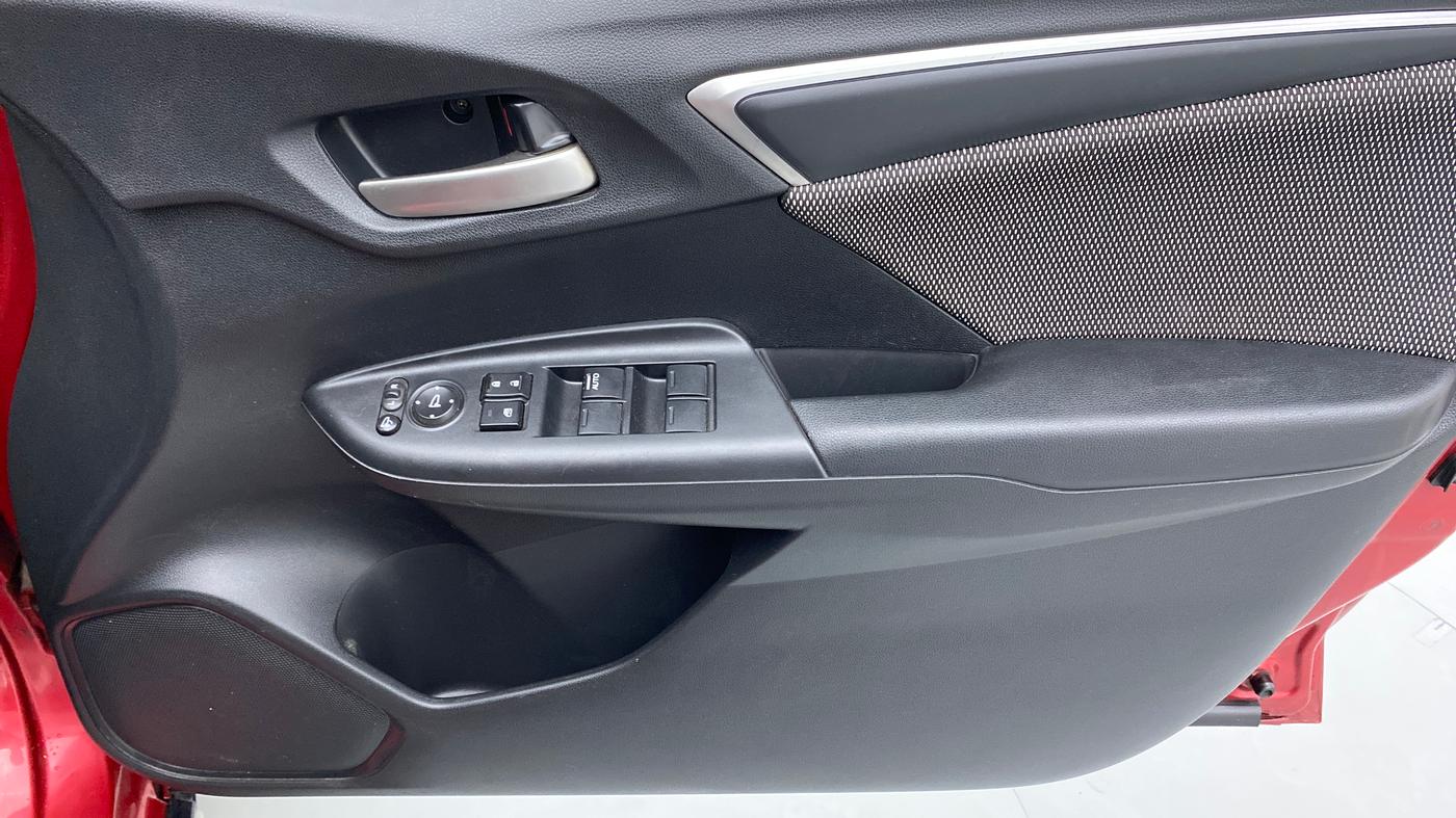 2019 Honda WR-V 1.2 i-VTEC VX MT, Petrol, Manual, 24,580 km, Driver Side Door Panels Control