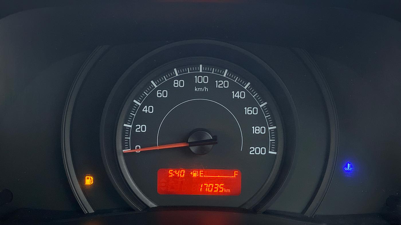 2019 Maruti Swift LXI D, Petrol, Manual, 17,344 km, Odometer Image