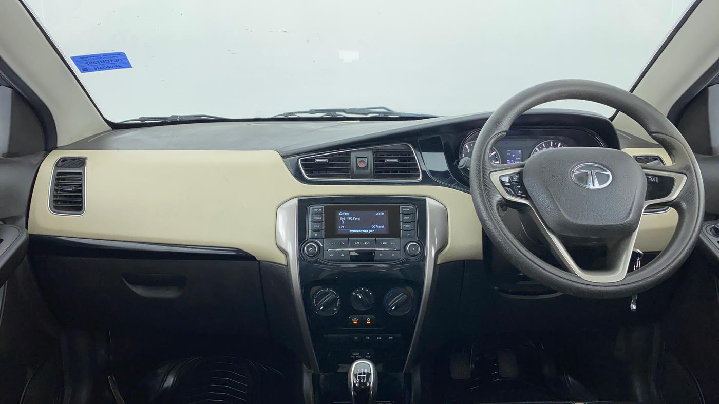 2016 Tata Zest XM RT 90 PS ABS, Petrol, Manual, 53,538 km, Dashboard