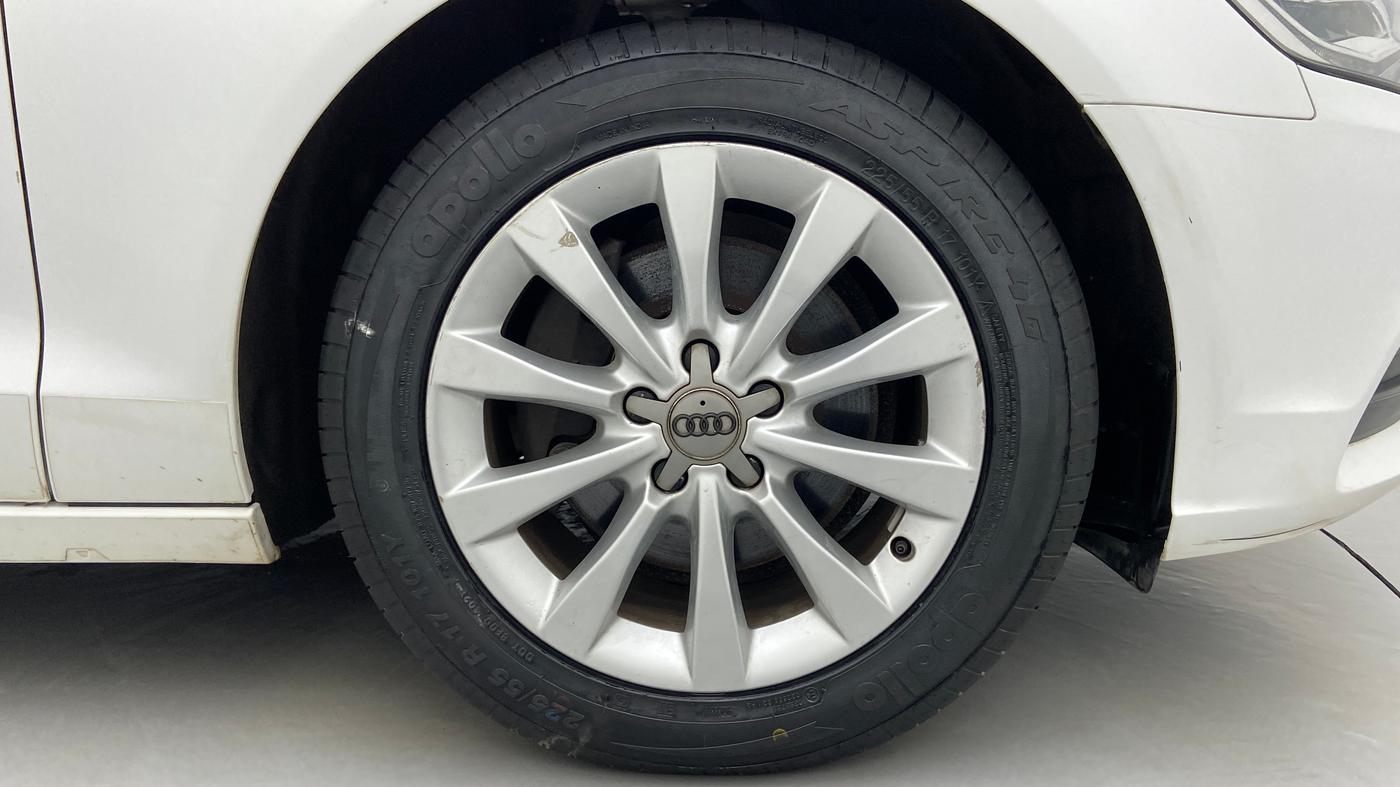 2014 Audi A6 2.0 TDI, Diesel, Automatic, 26,819 km, Right Front Wheel