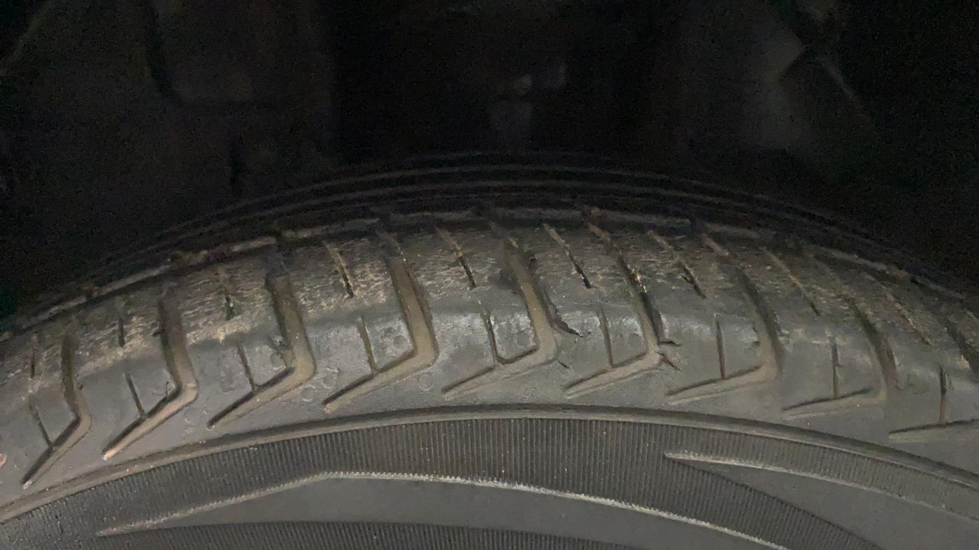 2019 Renault Kwid RXL, Petrol, Manual, 47,505 km, Left Front Tyre Tread