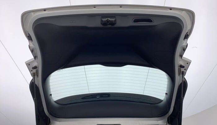 2017 Jeep Compass LIMITED (O) 2.0, Diesel, Manual, 26,894 km, Boot Door Open