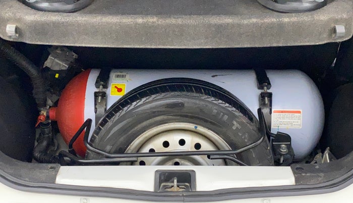 2020 Maruti New Wagon-R LXI CNG 1.0, CNG, Manual, 76,517 km, Boot Inside