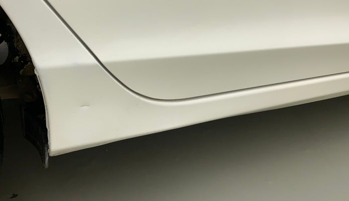 2014 Honda City 1.5L I-VTEC VX CVT, Petrol, Automatic, 88,058 km, Right running board - Slightly dented