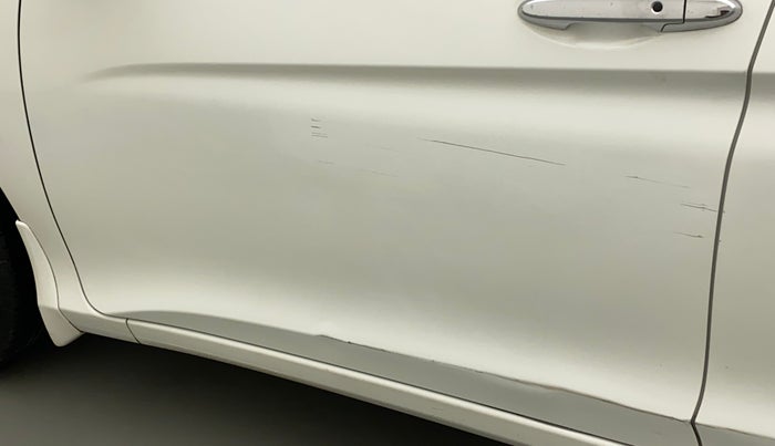 2014 Honda City 1.5L I-VTEC VX CVT, Petrol, Automatic, 88,058 km, Front passenger door - Minor scratches