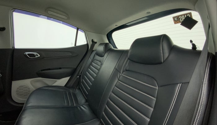 2022 Hyundai GRAND I10 NIOS SPORTZ 1.2 KAPPA VTVT CNG, CNG, Manual, 29,510 km, Right Side Rear Door Cabin