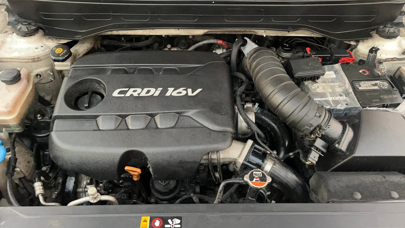 2019 Hyundai VENUE SX 1.4 CRDi DUAL TONE, Diesel, Manual, 1,08,203 km, Engine View