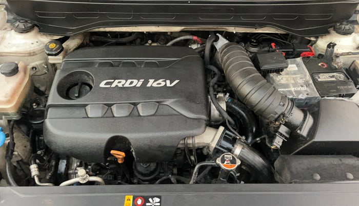 2019 Hyundai VENUE SX 1.4 CRDi DUAL TONE, Diesel, Manual, 1,07,785 km, Engine View
