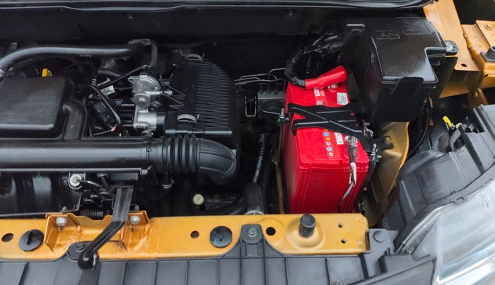 2019 Renault TRIBER RXT, Petrol, Manual, 70,698 km, Engine View - Left