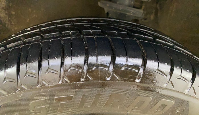 2018 Maruti Alto K10 VXI, Petrol, Manual, 18,186 km, Left Front Tyre Tread