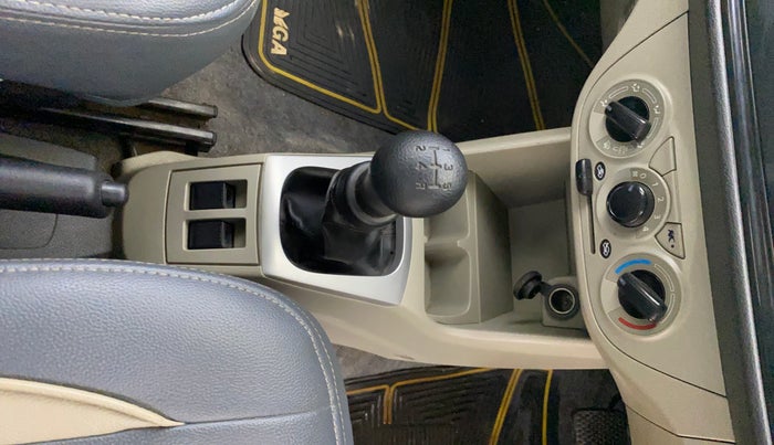 2018 Maruti Alto K10 VXI, Petrol, Manual, 18,186 km, Gear Lever