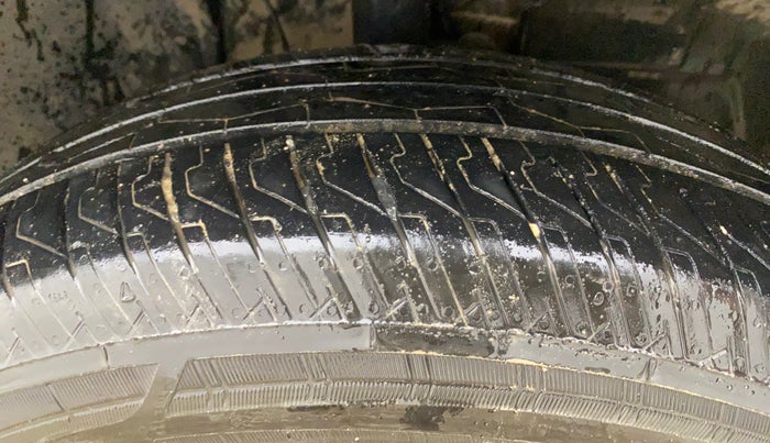 2022 Tata PUNCH ADVENTURE MT, Petrol, Manual, 78,505 km, Right Front Tyre Tread