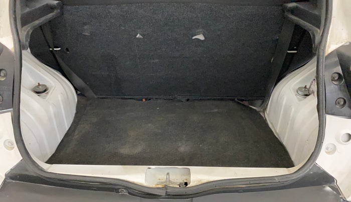 2016 Renault Kwid RXT 0.8, Petrol, Manual, 41,393 km, Boot Inside