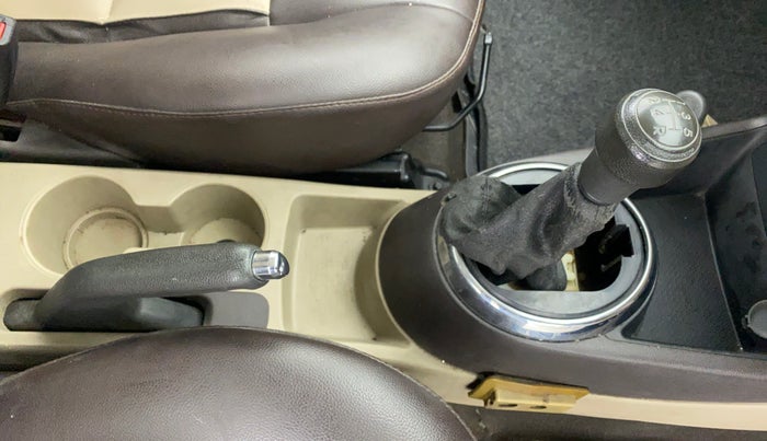 2011 Hyundai i20 MAGNA 1.2 VTVT, Petrol, Manual, 27,449 km, Gear Lever