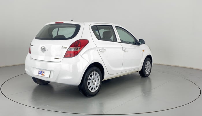 2011 Hyundai i20 MAGNA 1.2 VTVT, Petrol, Manual, 27,449 km, Right Back Diagonal