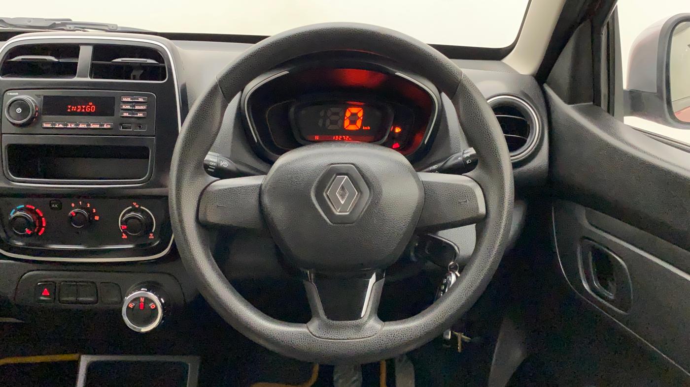 2017 Renault Kwid RXL 1.0 AMT, Petrol, Automatic, 13,272 km, Steering Wheel Close Up