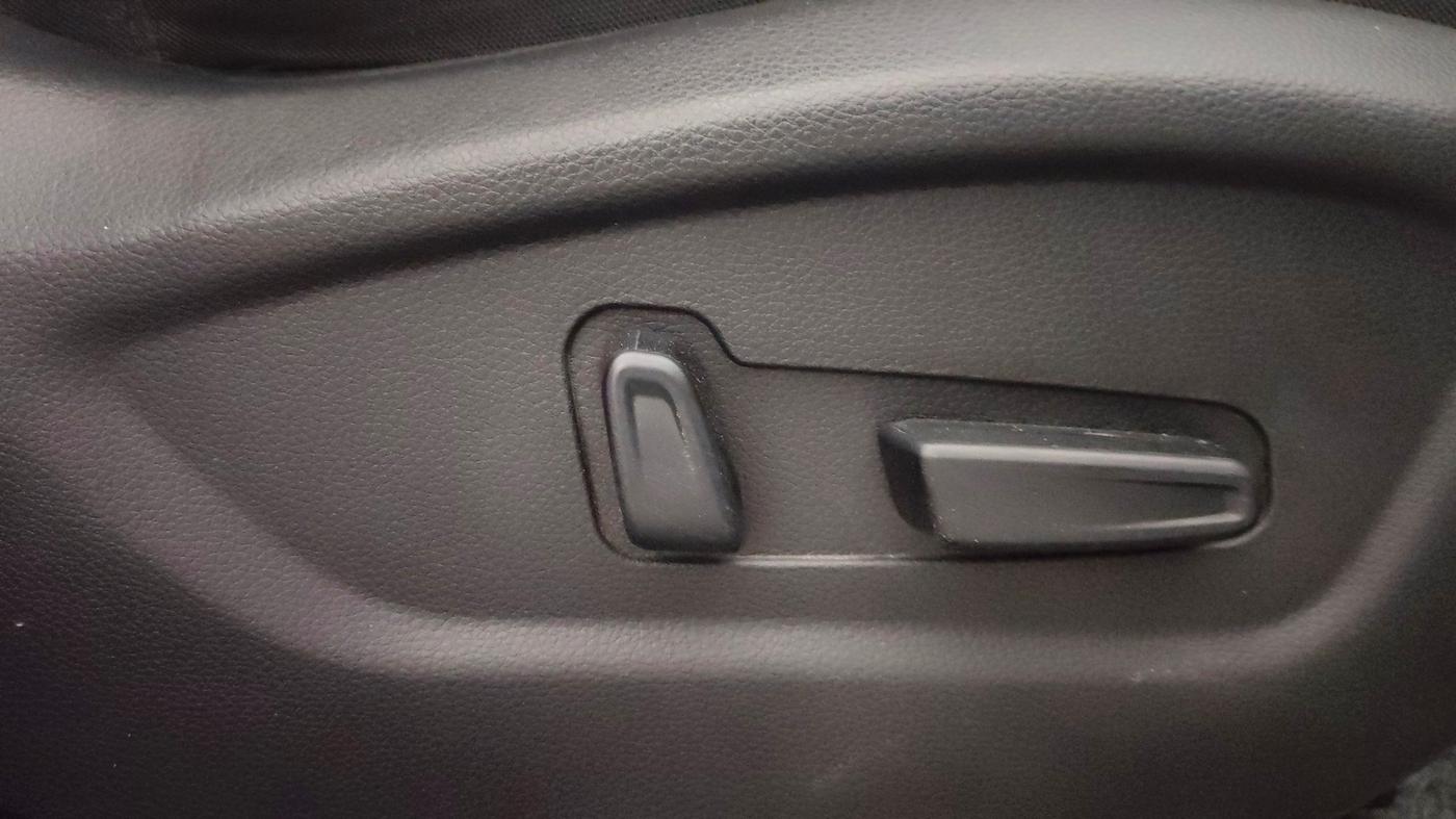2021 KIA SELTOS GTX PLUS DCT 1.4 PETROL, Petrol, Automatic, 49,944 km, Driver Side Adjustment Panel