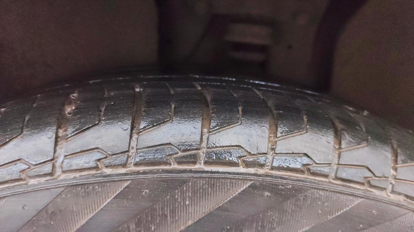 2021 KIA SELTOS GTX PLUS DCT 1.4 PETROL, Petrol, Automatic, 49,944 km, Left Rear Tyre Tread