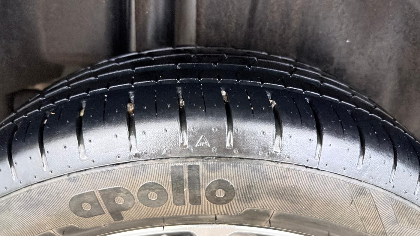 2025 Maruti Ciaz ALPHA  AT 1.5 SHVS PETROL, Petrol, Automatic, 5,025 km, Right Rear Tyre Tread