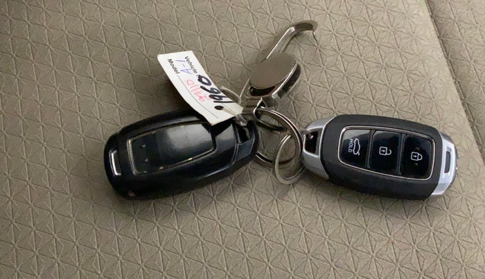 2022 Hyundai Verna SX 1.5 VTVT, Petrol, Manual, 52,780 km, Key Close Up