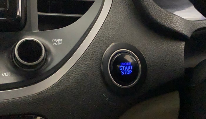 2022 Hyundai Verna SX 1.5 VTVT, Petrol, Manual, 52,780 km, Keyless Start/ Stop Button