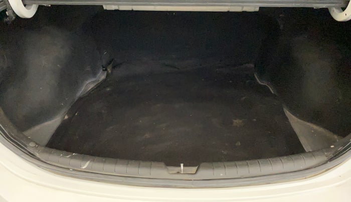 2022 Hyundai Verna SX 1.5 VTVT, Petrol, Manual, 52,780 km, Boot Inside