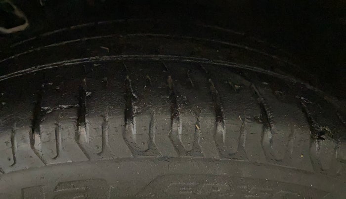 2022 Hyundai Verna SX 1.5 VTVT, Petrol, Manual, 52,780 km, Left Front Tyre Tread