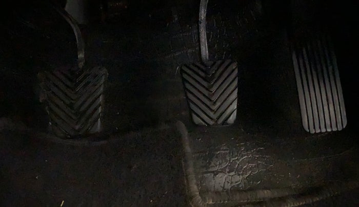 2022 Hyundai Verna SX 1.5 VTVT, Petrol, Manual, 52,780 km, Pedals